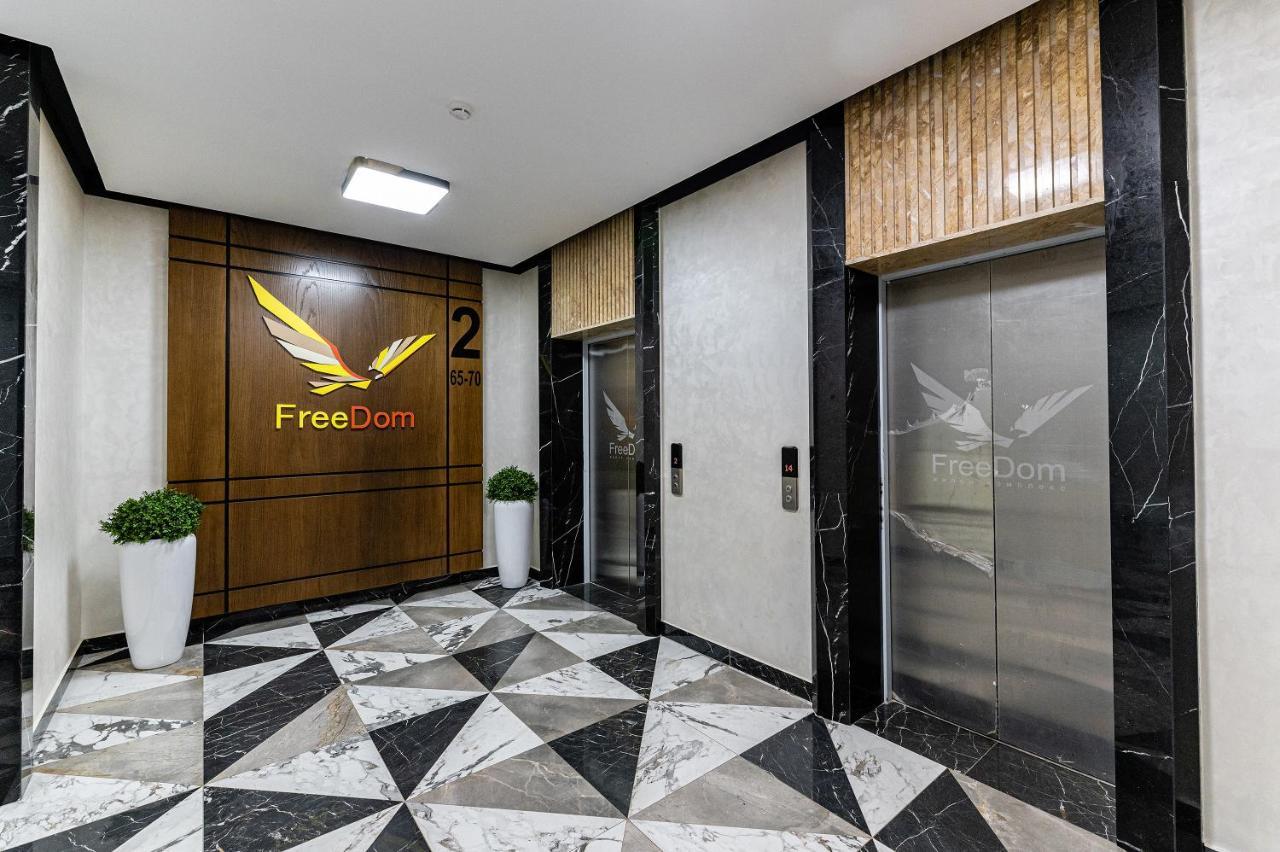 Уютная 1 Комнатная Freedom Daire Astana Dış mekan fotoğraf